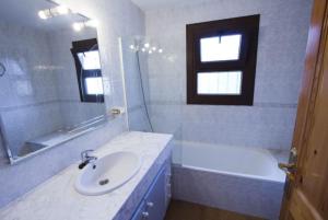 A bathroom at Club Villamar - Sport