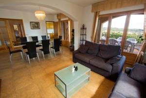 A seating area at Club Villamar - Sport