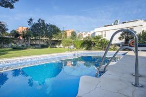 The swimming pool at or close to Shiny Studio with Pool & Carihuela Beach at 500m Még 19 kép