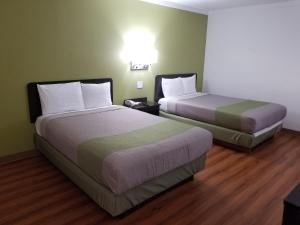 Postel nebo postele na pokoji v ubytování Motel 6-Lawrenceville, NJ
