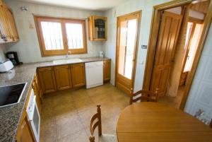 A kitchen or kitchenette at Club Villamar - Sport