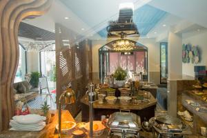 Predel za sedenje v nastanitvi Hoang Trinh Hotel