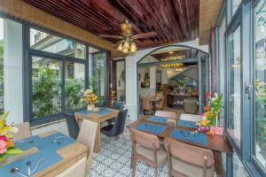 Restavracija oz. druge možnosti za prehrano v nastanitvi Hoang Trinh Hotel