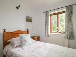 Легло или легла в стая в Springarth Cottage