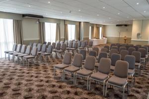 Posezení v ubytování Holiday Inn Leeds Garforth by IHG