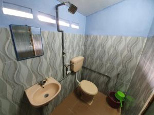 Koupelna v ubytování Ikhlas Roomstay