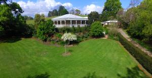 an aerial view of a house with a garden at Maleny Homestead & Cottage in Maleny