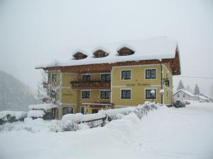 Stiegenwirt during the winter