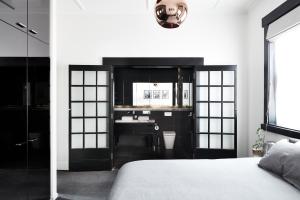 Galeriebild der Unterkunft St Kilda Beachfront Penthouse in Melbourne + 15 Fotos