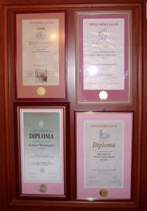 Certifikát, hodnocení, plakát nebo jiný dokument vystavený v ubytování Hotel Montenegrino