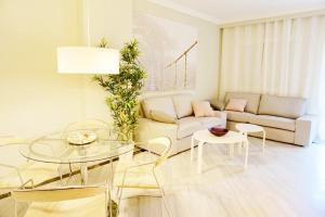 Część wypoczynkowa w obiekcie Chez Elo's Marbella Milla de Oro. Jardin Privado