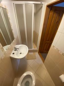 Łazienka w obiekcie Apartamenty pokoje Nad Potokiem