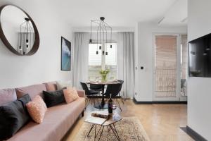Posedenie v ubytovaní Elite Apartments Old Town Rajska Residence