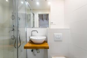 Kúpeľňa v ubytovaní Baron Suites Reina