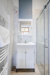 Kúpeľňa v ubytovaní BpR Blooming Design Home with A/C