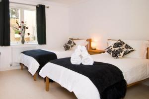 Gallery image of BY THE BEACH, spacious apartment in St Merryn