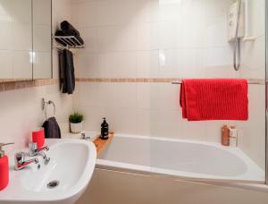 Kupaonica u objektu Nomi Homes - Topsham - Exeter - Exmouth Beach - Central - WIFI - BOOKDIRECT