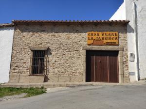 Foto dalla galleria di CASA RURAL LA CARRIONA a Segura de León