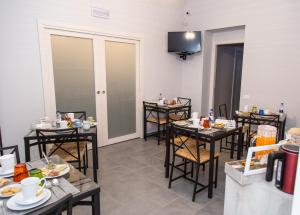 Jedlo v ubytovaní bed & breakfast alebo blízkom okolí