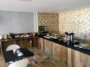 Hotel Picpo的厨房或小厨房