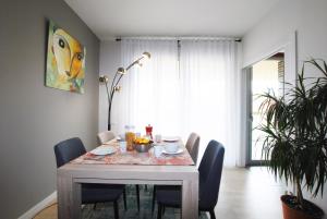 Fotografie z fotogalerie ubytování Cozy Home · Cozy Home · Nice apartment w/pool and private terrace v destinaci Mataró