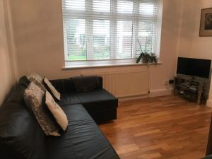 Bright Balham Apartment