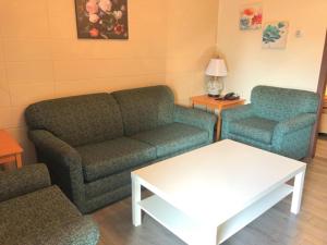 Posezení v ubytování Thriftlodge Edmonton