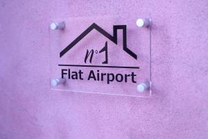 N° 1 Flat Airport tanúsítványa, márkajelzése vagy díja