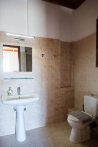 A bathroom at Three Seasons