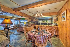 a dining room with a table and chairs at Bolton Alderbrook Lodge with Private 10-Acre Lake! in Bolton