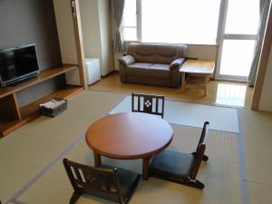 Area tempat duduk di Granvillage Toya Daiwa Ryokan Annex