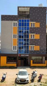 Bangunan di mana terletaknya hotel