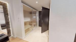 Postel nebo postele na pokoji v ubytování White Pearl Apartment 1.08
