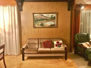 Ruang duduk di Apartment Tungata