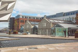 Gallery image of Titanic Hotel Belfast in Belfast