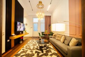 TV a/nebo společenská místnost v ubytování Matei Corvin Apartment