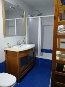 A bathroom at Plaza de las Infantas, Sanlucar Centro. Még 16 kép