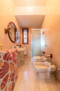 Et badeværelse på Casa Vacanze Villa Chiara