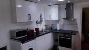 Cosy London holiday Home (Near O2 arena)