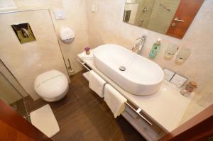 Koupelna v ubytování Hotel Porto In