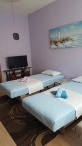 Gallery image of apartments TONI with free parking in Ka&scaron;tela