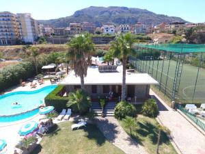 Φωτογραφία από το άλμπουμ του Il Geranio - Resort & Suites σε Acquedolci +46 φωτογραφίες