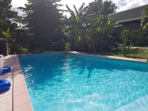 The swimming pool at or close to Gite bagatelle classé 2 étoiles