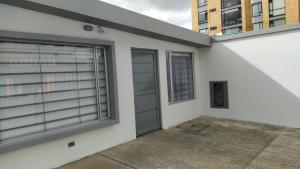 Bangunan di mana terletaknya apartmen