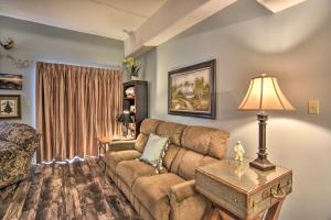 Cozy Retreat Less Than 4 Mi to Sugar Mountain Resort!