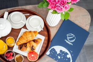Jedlo v ubytovaní bed & breakfast alebo blízkom okolí