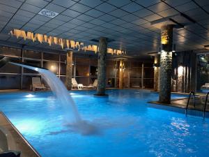 Swimmingpoolen hos eller tæt på Hotel Fortuna