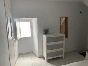 Posteľ alebo postele v izbe v ubytovaní Easy Nerja Beach House