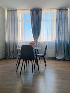 Posedenie v ubytovaní ArkPalmira