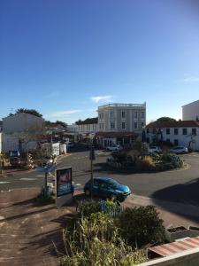 Το κτήριο όπου στεγάζεται  το ξενοδοχείο +20 φωτογραφίες